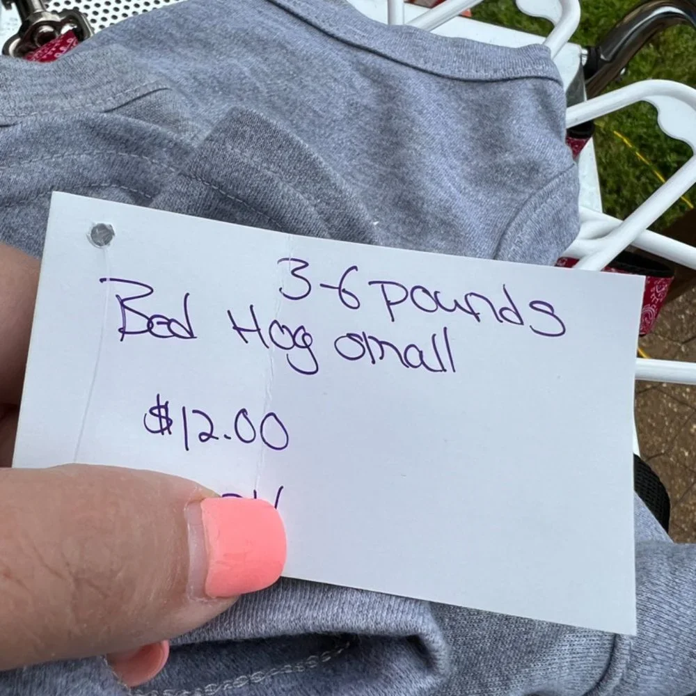 NWT Small Bed Hog Dog Shirt, dog/cat size 3-6 pounds - Picture 2 of 2